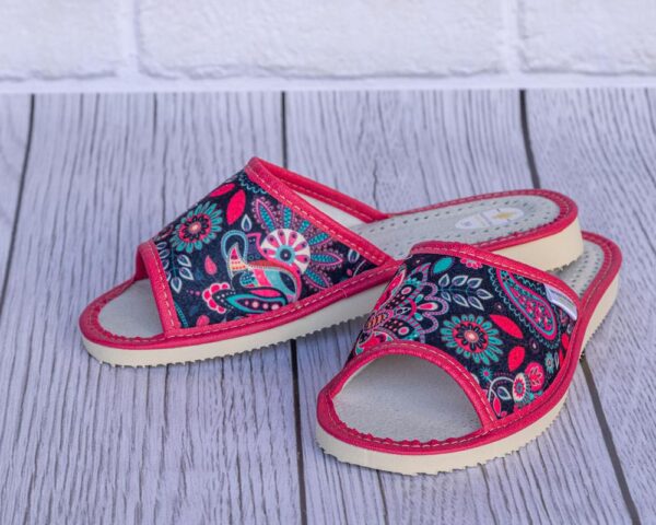 Ladies' slippers - Red floral slippers