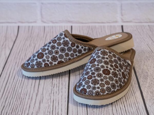Ladies' slippers - Built-up floral slippers
