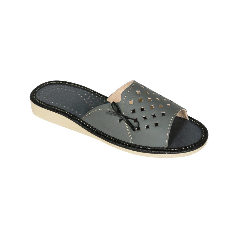 Pantofle Damskie - Szare Kapcie z Wzorzystymi Otworami